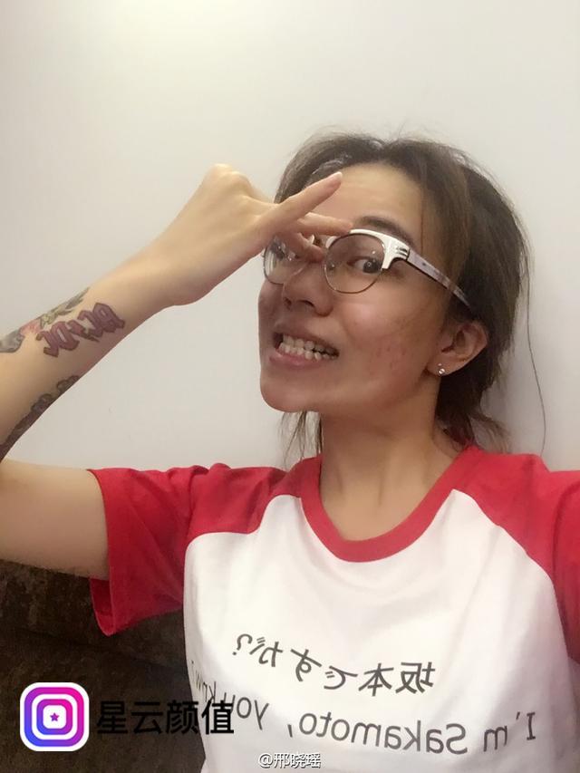 颜值”网络女主播！年入百万还美哭了九游会真人第一品牌游戏盘点十大“高(图12)